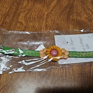 Handmade sunflower leather bracelet